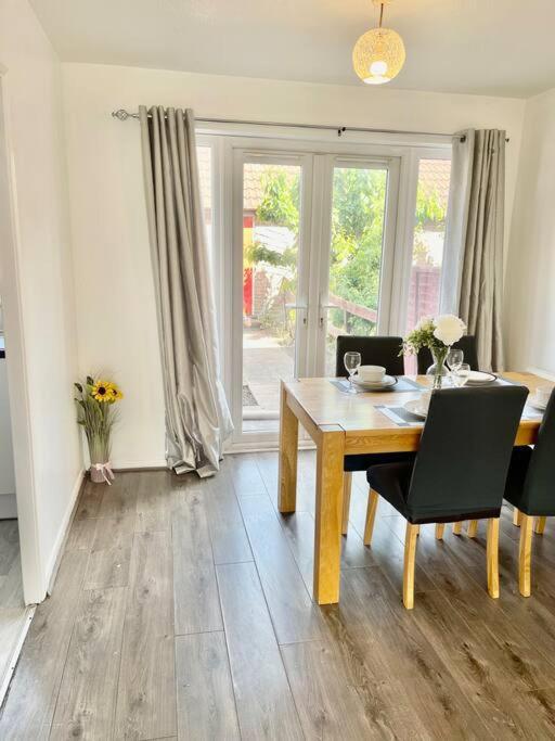 The Herald House Dartford 3 Bedroom Apartment Buitenkant foto